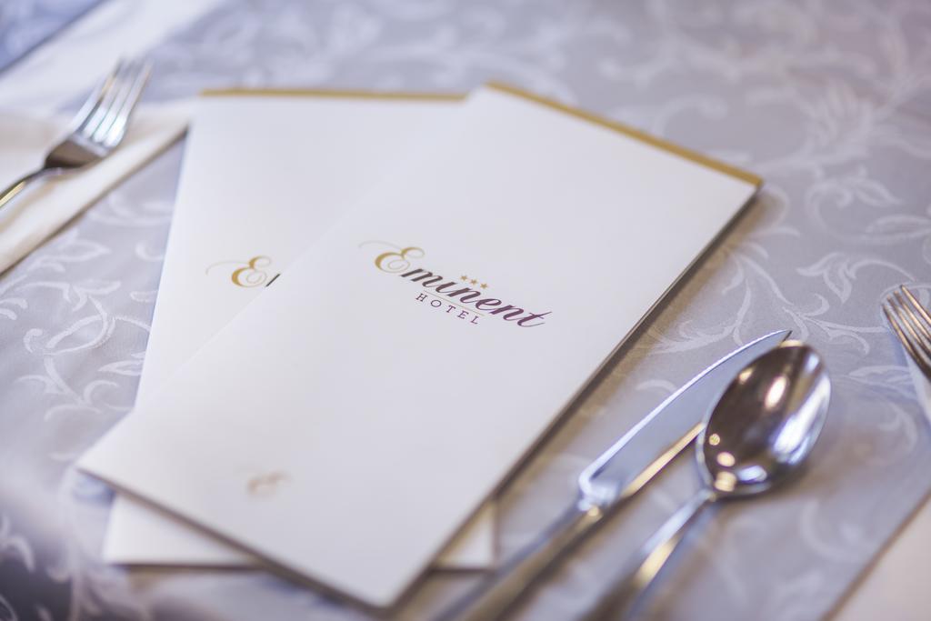 Hotel Eminent Aranyosmarót Kültér fotó